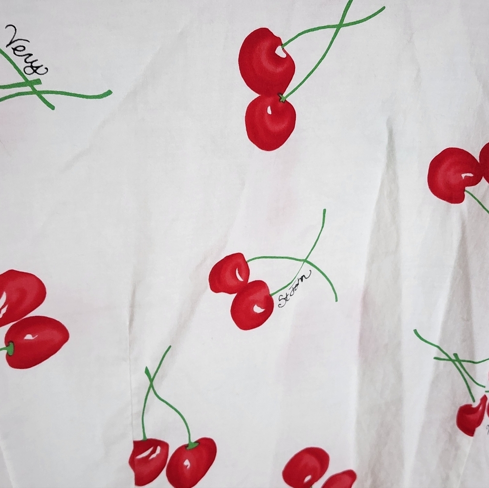 Women’s Cherry-Print Button-Down Shirt - White/Red - Picture 4 of 7
